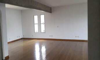 Imagem 4: Apartamento para aluguel possui 327 metros quadrados com 4 quartos