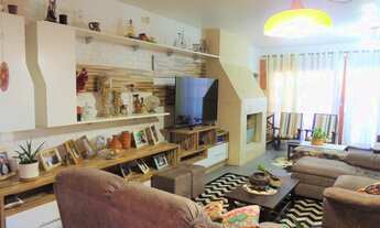 Imagem 4: Residência em alvenaria localizada no centro de Imbé