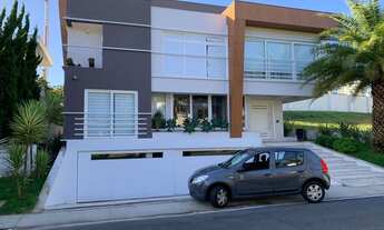 Imagem 6: Casa de alto luxo no condomínio Rivieira totalmente decorada e mobiliada com área total de