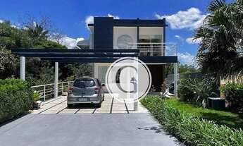 Imagem 2: Casa com 4 Dormitórios, sendo 2 Suítes à venda, 319 m² por R$ 2.750.000 - Golf Gardens - C