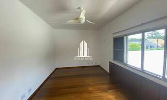 Imagem 5: Casa á venda no Alto de Pinheiros com 4 suítes, 8 vagas, churrasqueira, edícula de emprega