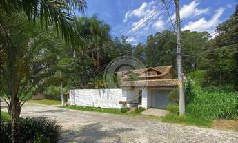 Imagem 2: Casa com 4 Dormitórios, sendo 3 Suítes à venda, 780 m² por R$ 1.400.000 - Fazendinha - Ca