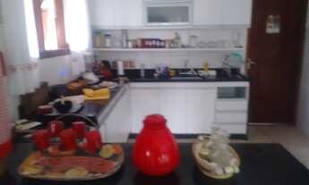 Imagem 6: Casa para venda possui 320 metros quadrados com 6 quartos