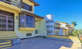 Imagem 2: Porto Alegre - Casa Padrão - Ipanema