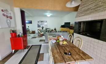 Imagem 4: Casa para Venda no bairro Centro em Balneário Camboriú, 5 quartos sendo 1 suíte, 4 vagas