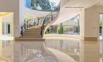 Imagem 5: Mansão Luxuosa à venda, 10 suítes, sauna, piscina, 2.000m² área construída, Tamboré, Santa