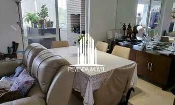 Imagem 2: 3 quartos, 3 suites, 4 banheiros, 1 closet, 4 vagas