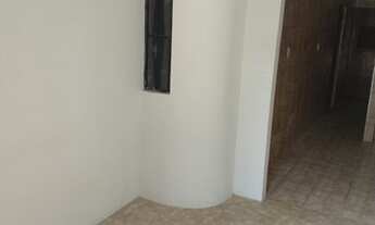 Imagem 4: Alugo casa no Bairro de Fátima, 2 quartos e ótima localização