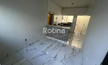 Imagem 3: Casa para alugar, 2 quartos, Shopping Park - Uberlândia/MG - R$ 750,00