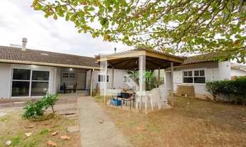 Imagem: Linda casa com distância de 200m da praia