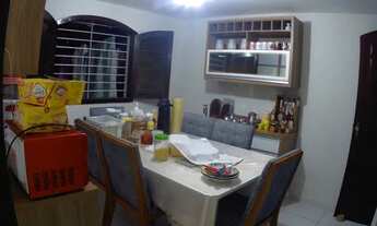 Imagem 2: Vende-se ou Aluga-se casa em Jardim São Paulo com quatro quartos ampla e iluminada