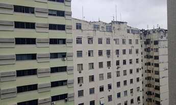 Imagem 3: Rua dos Inválidos 138 - 2 Quartos - Andar Alto - 360 mil