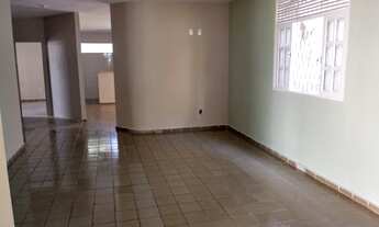 Imagem 4: Casa para venda possui 182 metros quadrados com 3 quartos em Ponta Negra - Natal - RN