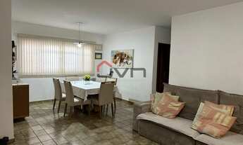 Imagem 3: Linda casa a venda e em ótima localização, contando com 3 quartos todos com armários e um