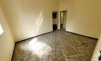 Imagem 5: Vila Vaqueire Apto c/ Quintal (Rua Dálias) Sala 2Qts Coz Bh Área Garagem sem condomínio