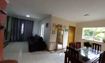 Imagem 2: Casa para venda com 190 metros quadrados com 5 quartos