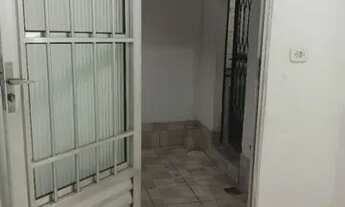 Imagem 7: Realengo, M. Bastos. Casa, quarto, sala, coz banh, toda em piso. R$ 520