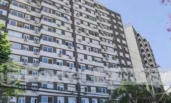 Imagem 2: Apartamento 3 dormitórios sendo uma suíte 2 vagas bairro São João Porto Alegre