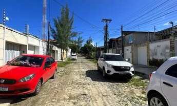 Imagem 2: Casa duplex para locação com móveis projetados e cortina nos quartos