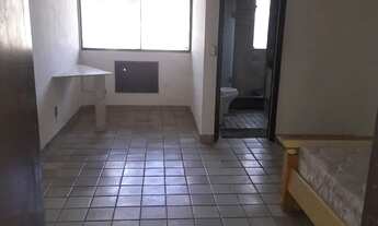 Imagem 5: Casarão na beira de pau amarelo