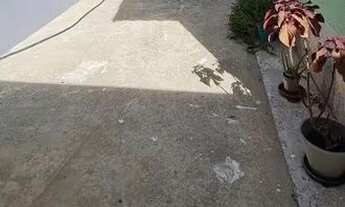 Imagem 2: Casa linear no Horto c/ 2qts, 2brs, 2vgs, piscin, churrqr, amrs plnjds, quintal/varnd