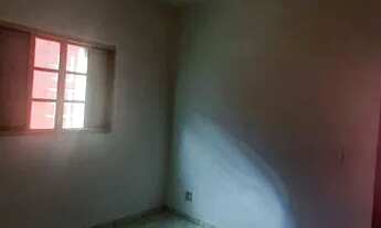 Imagem 4: Casa com 3 dormitórios para alugar, 100 m² por R$ 950,00/mês - Universitário - Uberaba/MG