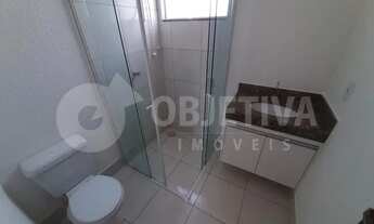 Imagem 3: Casa estilo sobrado no bairro Shopping Park Uberlândia para aluguel