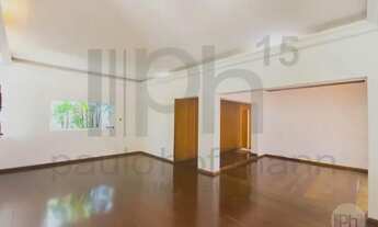 Imagem 2: Casa ampla em rua tranquila de Moema, próxima ao Metrô