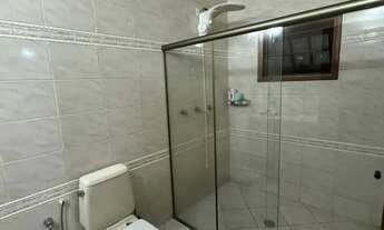 Imagem 7: Sobrado para aluguel tem 219 metros quadrados com 2 quartos