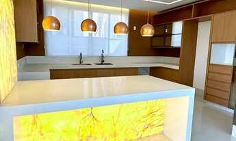 Imagem 6: Excelente sobrado com acabamento diferenciado no condomínio Jardins Munique