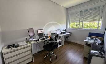 Imagem 7: Linda casa linear, 4 quartos, sala ampla, no imponente condomínio Gran Royalle codigo: 155