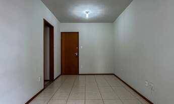 Imagem 3: 2 quartos prático e com vaga no Centro para venda