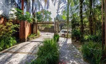 Imagem 7: Casa em condomínio para venda e locação com 3 quartos, sendo 3 suítes , 220m²