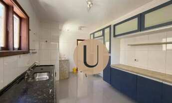 Imagem 3: Casa para retrofit com 3 dormitórios à venda, 220 m² por R$ 1.810.000