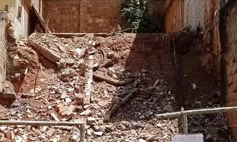 Imagem: Vendo terreno ou troco