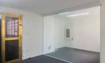 Imagem 6: Espaço Corporativo à Venda no Coração do Rio de Janeiro: 1 Sala, 2 Banheiros e 150m² no Ce