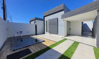 Imagem: Casa beira de pista na praia de Carapibus