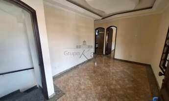 Imagem 3: Casa Sobrado - Bosque dos Eucaliptos - 3 Dormitórios - 206m²