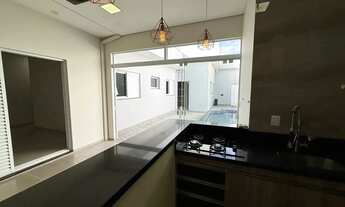 Imagem 5: Térrea para aluguel possui 220 metros quadrados com 3 quartos