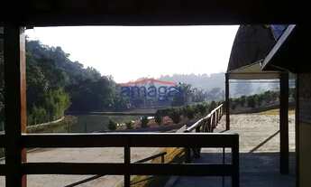 Imagem 3: Invista no Seu Futuro: Magnífico Sítio para Pousada em Guararema