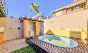 Imagem 4: Casa Sobrado semimobiliada 4 dormitórios, suíte, closet, sótão, lareira, churrasqueira, pi