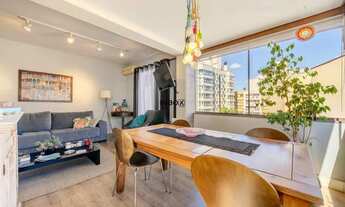 Imagem 2: Apartamento com 77 m² de área privativa, 2 dormitórios, 1 suíte, 2 vagas de garagem