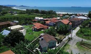 Imagem 2: CASA À VENDA NA Praia da Gamboa A POUCOS METROS DO MAR!
