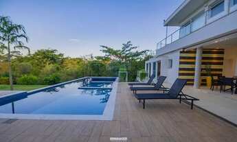 Imagem 2: Casa alto padrão com 5 quartos, suites, escritório, área gourmet, piscina no Residencial V