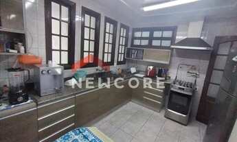 Imagem: Casa de condomínio em Estrada Capenha