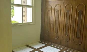 Imagem 5: Apto Centro, frente, amplo, reformado, Praça Alcindo Sodré, excelente preço - Petrópolis