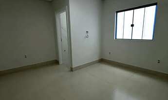 Imagem 2: Vendo casa nova, pronta para morar com 2 vagas em Camboriu!