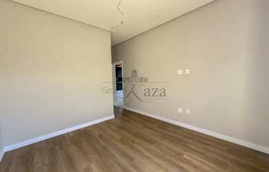 Imagem 12: Casa em Condomínio à Venda