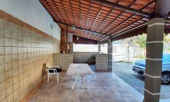 Imagem 2: Casa para venda tem 250 metros quadrados com 3 quartos em Aeroporto - Juiz de Fora - MG