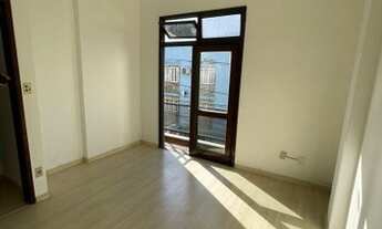 Imagem 2: Apartamento Centro c/ 2qts, 2 banheiros, 1vg, amrs, varand, dep empgd